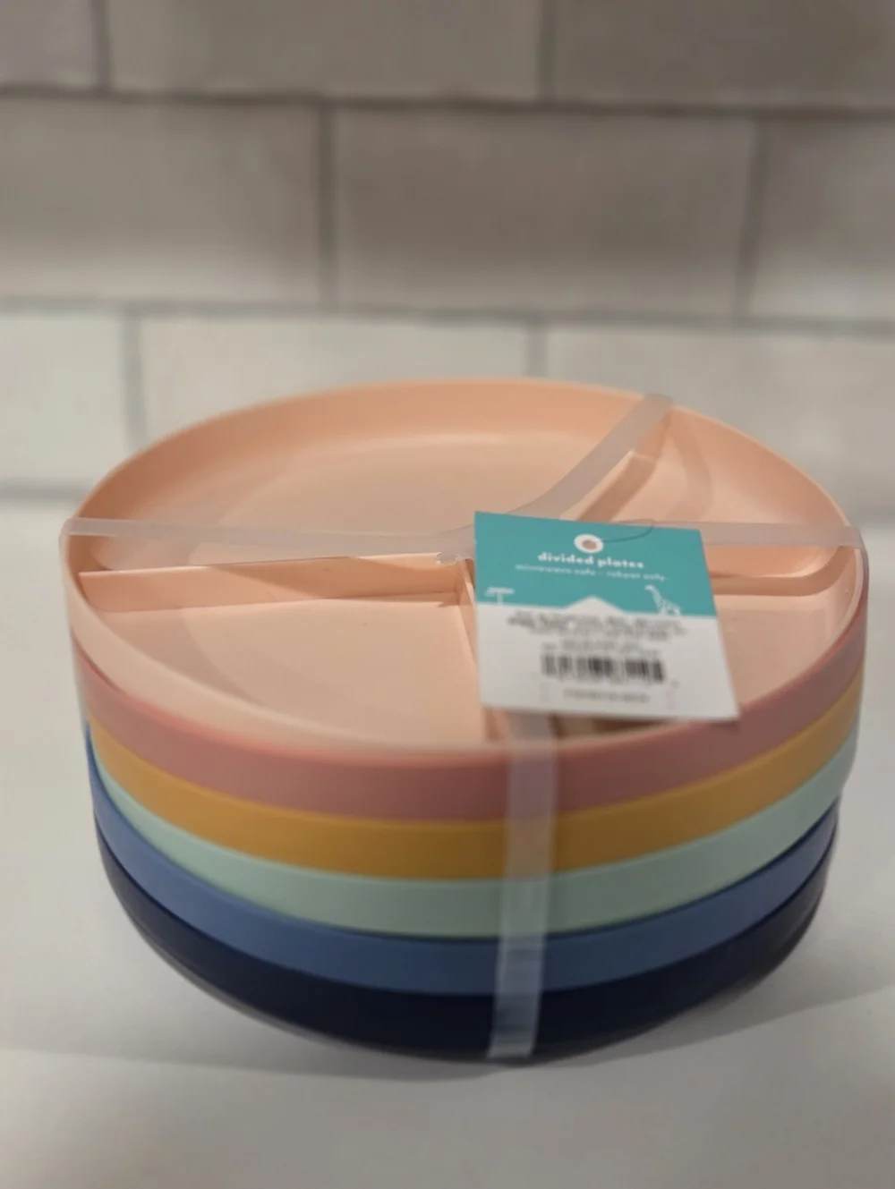 Pillowfort Divided Plates 6 Count Nwt